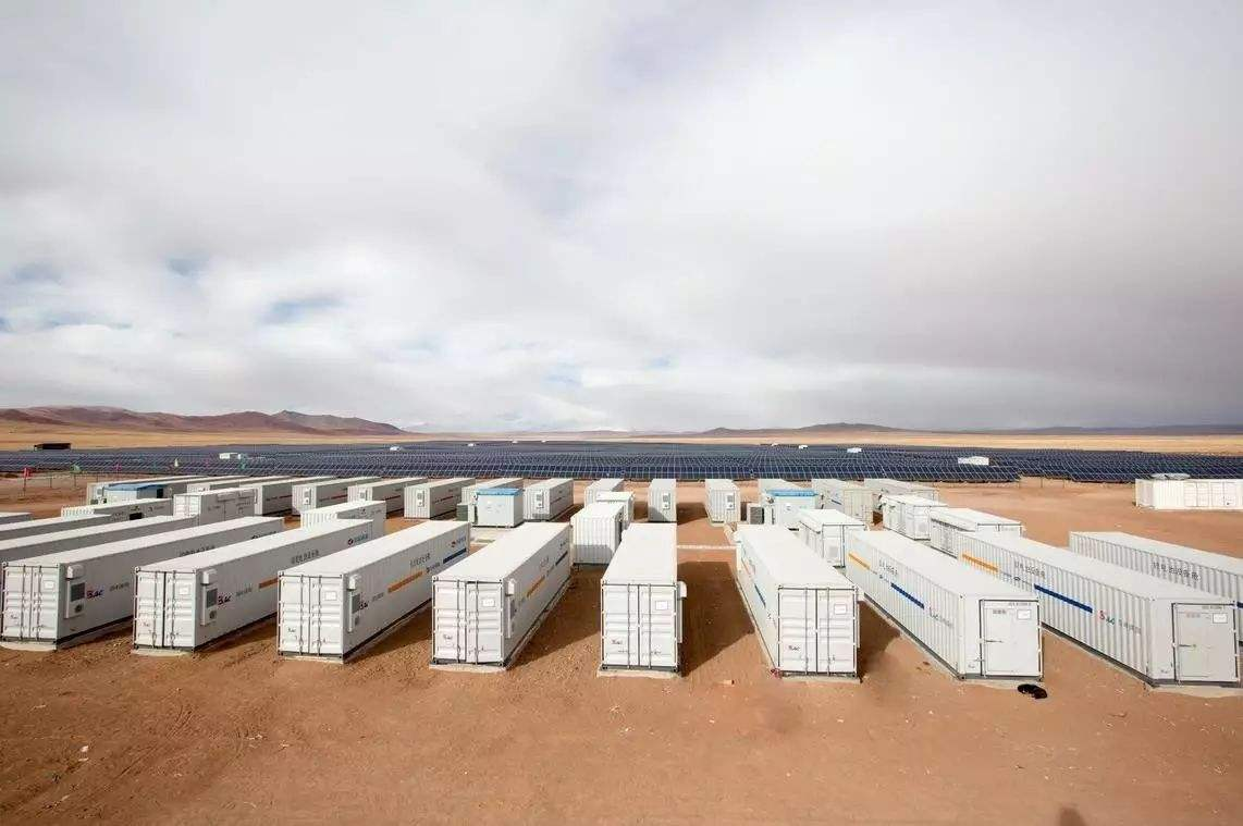 光伏系統(tǒng)大型蓄電池多少錢一組